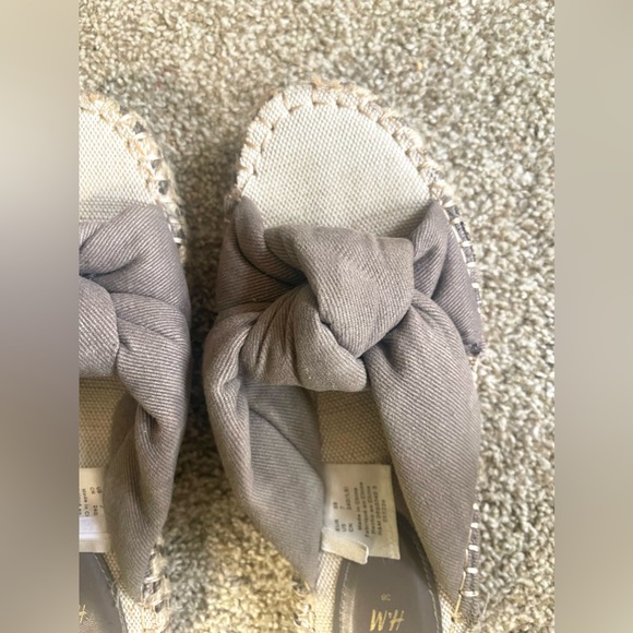 H&M Forest Green Sandals - Picture 2 of 5